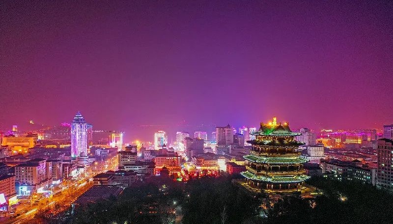 灯火璀璨看齐鲁夜景美如画