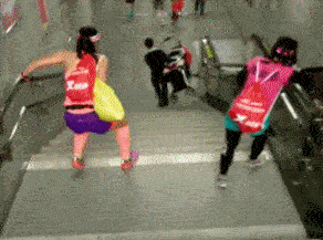 src=http___i4.xiaohua.fd.zol-img.com.cn_t_s300x2000_g5_M00_05_07_ChMkJlgUasOIArEvAB1Se8ehfqwAAXS-gFsG9YAHVKT984.gif&refer=http___i4.xiaohua.fd.zol-img.com.gif