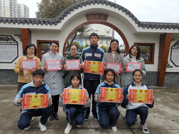 春来扬新帆 ——记莘塍一中2020学年第二学期开学典礼 - 瑞安市莘塍第