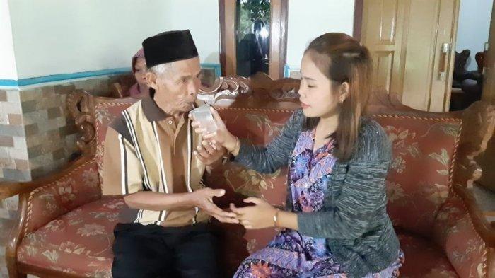 abah-sarna-dan-noni.jpg