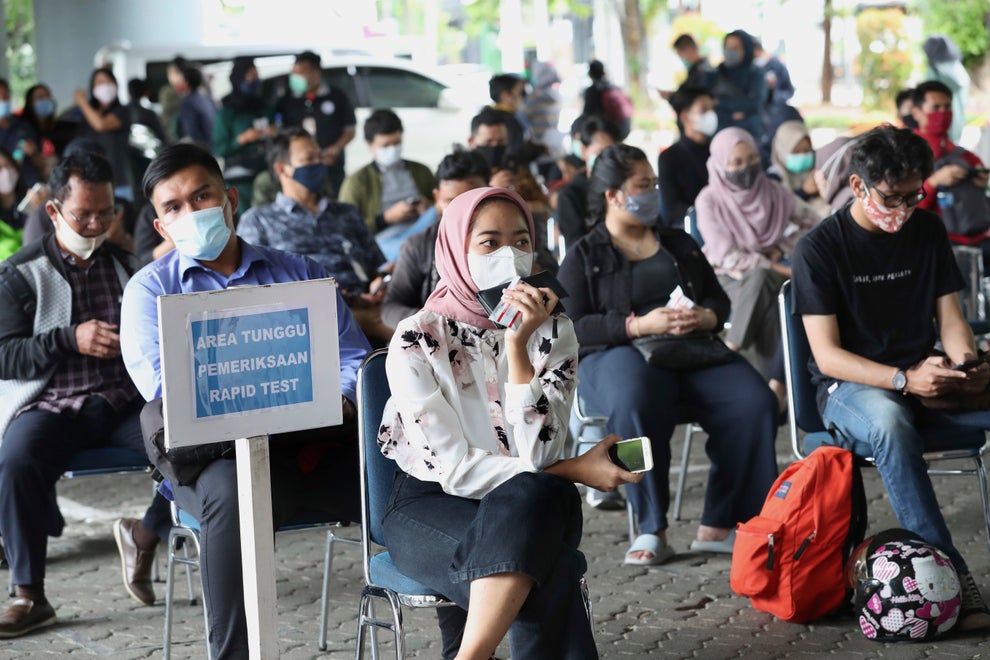 Virus_Outbreak_Indonesia_96379.jpg