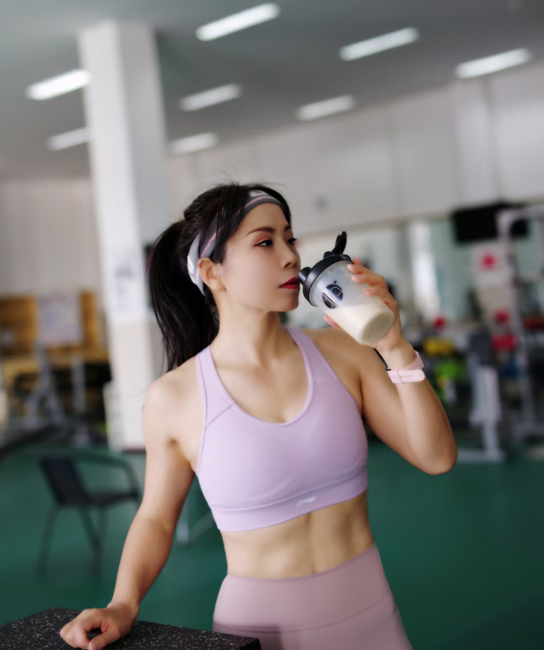 f563a39a057577b9681e5422df7a69e.jpg