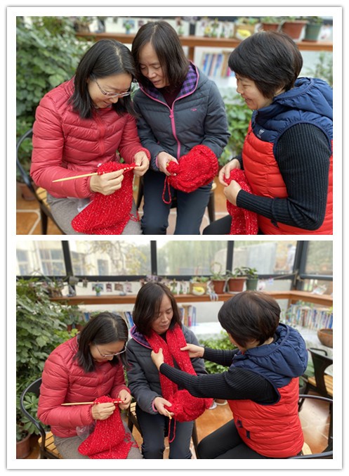 3.老师们利用业余时间坐在一起互相切磋编织方法.jpg