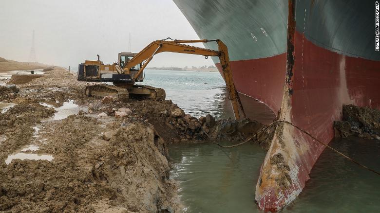 210325101923-02-suez-canal-container-ship-0325-exlarge-169.jpg