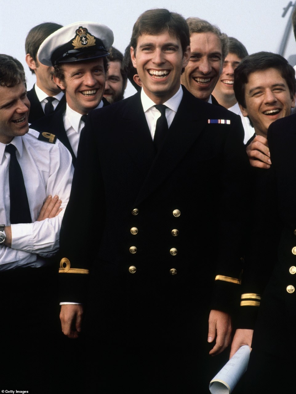 41765898-9472089-Prince_Andrew_returns_from_the_Falklands_War_on_September_17_198-a-23_1618474127094.jpg