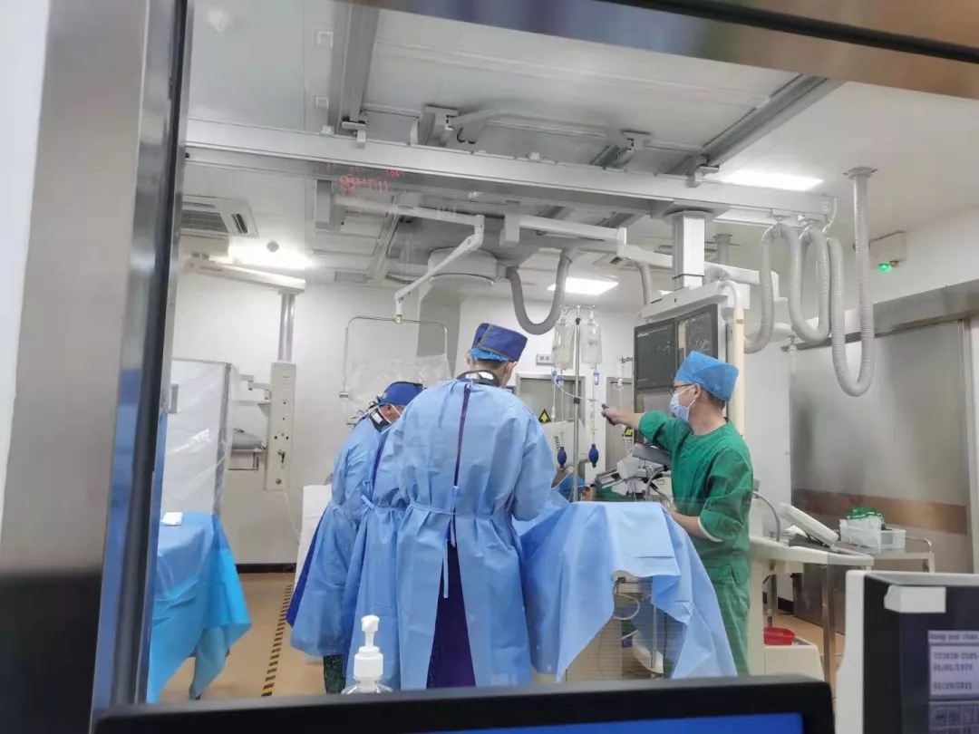 坦洲医院首例脑动脉瘤介入治疗成功开展——为患者生命安全保驾护航