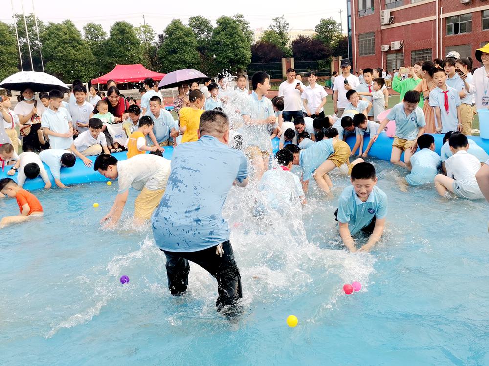 童心飞扬，欢庆六一 ——知源学校小学部六一亲子运动会精彩上演