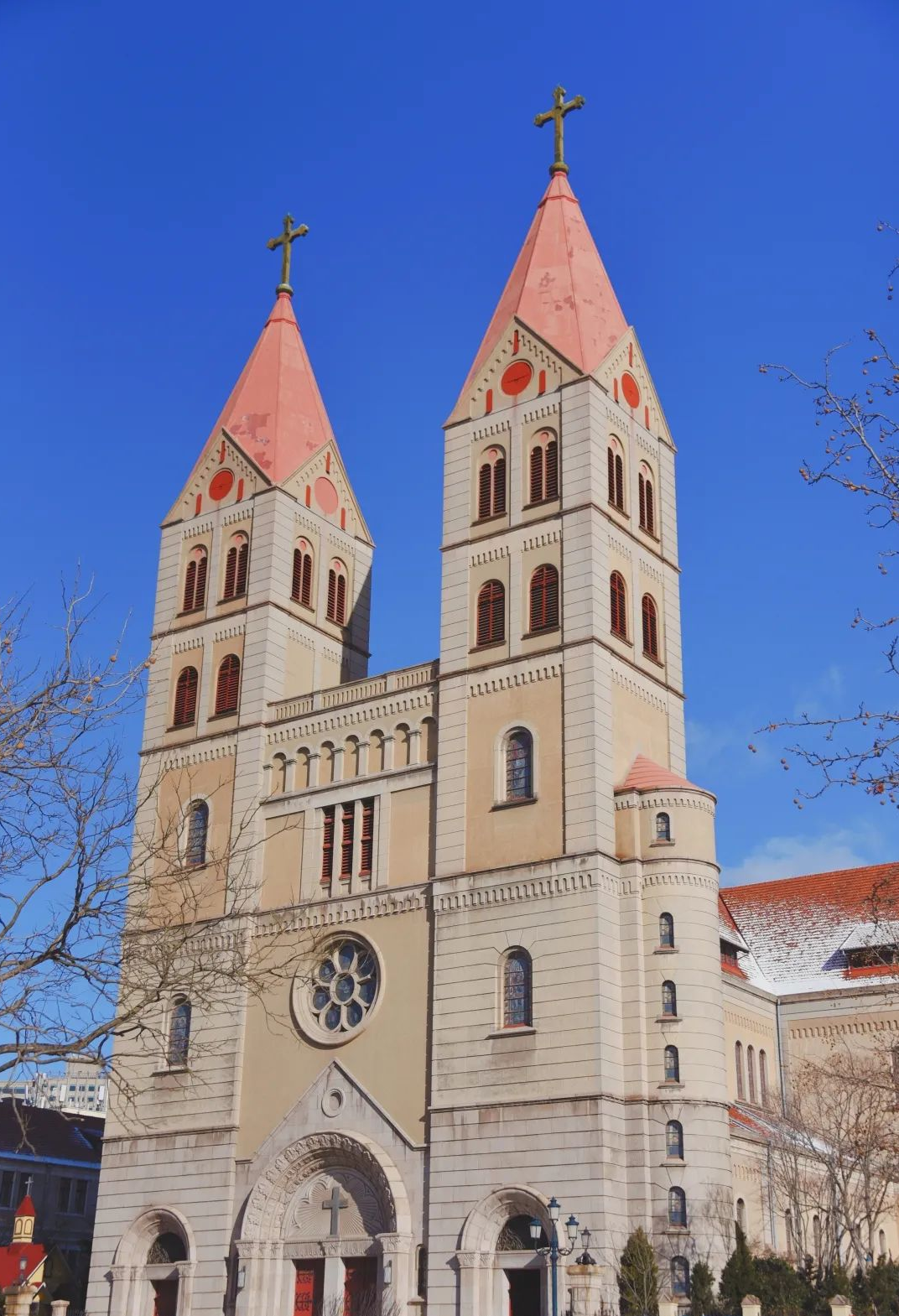 get百年光阴故事青岛老网红中山路等你来打卡